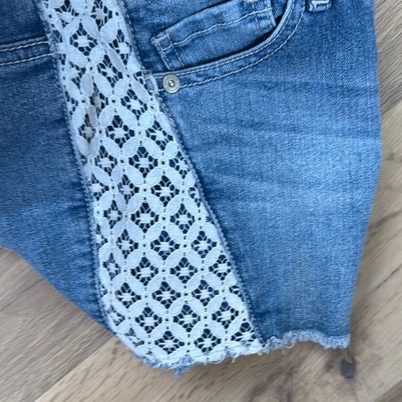 Seven7 Sky Blue Denim Shorts - Picture 5 of 5